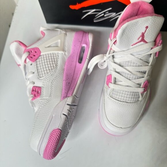 Air Jordan 4 Retro Pink Oreo. - Picture 4 of 7
